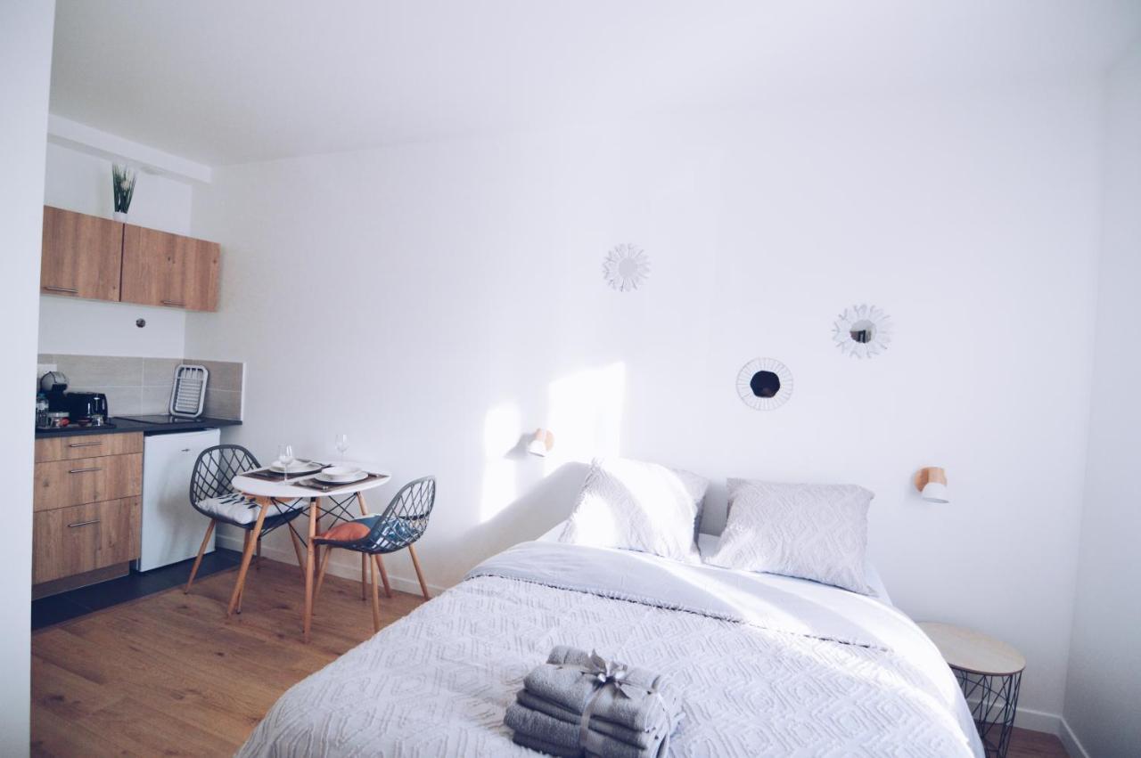 Studios Lsquare-Residence Шательро Екстер'єр фото