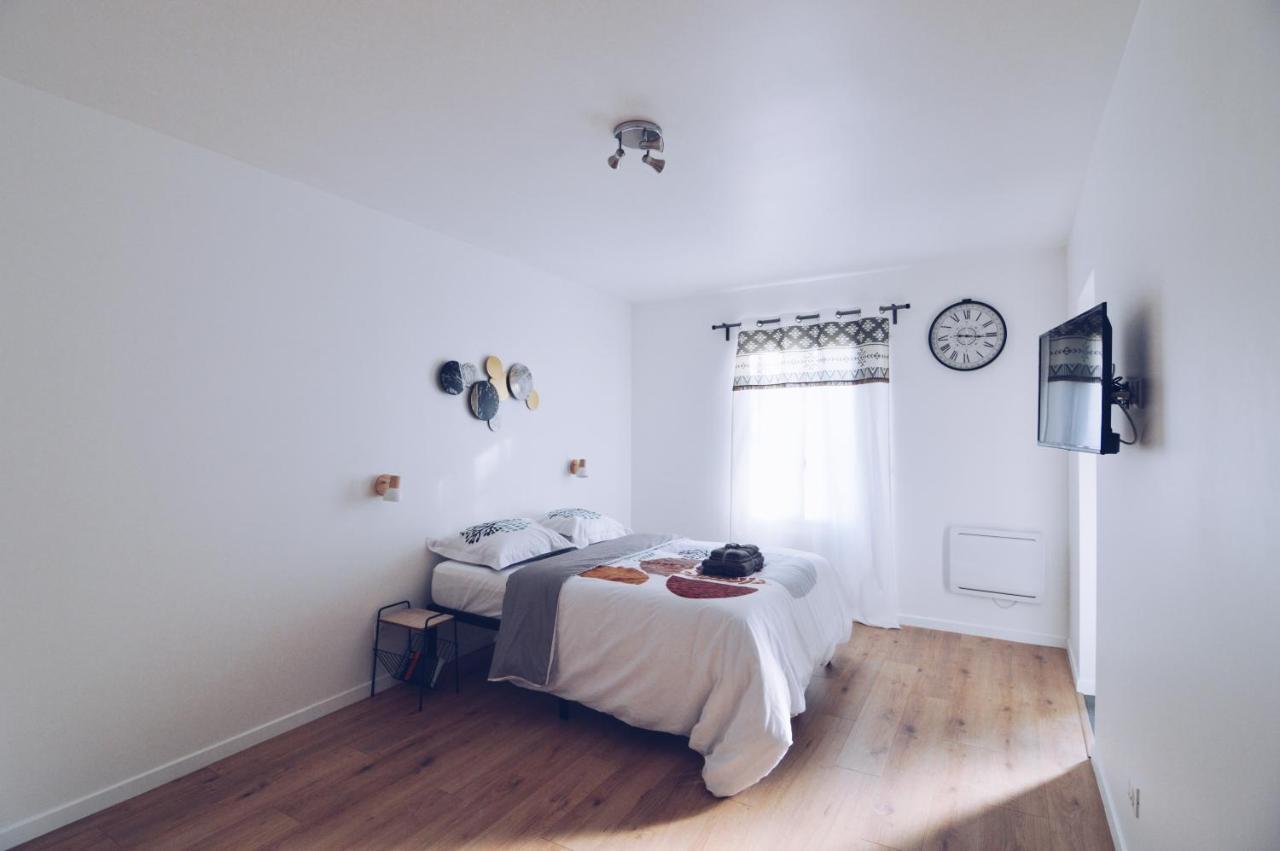 Studios Lsquare-Residence Шательро Екстер'єр фото